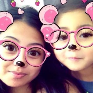 Meet your Posher, Leah